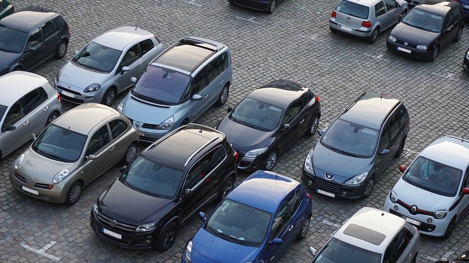 "Prospettive non buone" per il mercato dell'auto: Italia peggiore in Ue