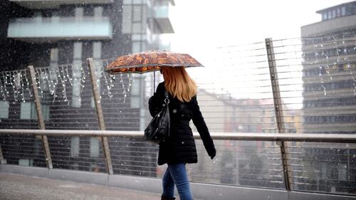 Su Milano è scesa la prima neve 4