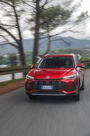 MG ZS Hybrid+: guarda tutte le foto 18