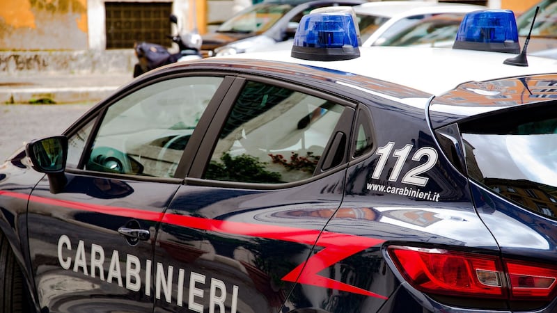 Uccide moglie e figlio nel sonno, poi si toglie la vita: tragedia nel Savonese