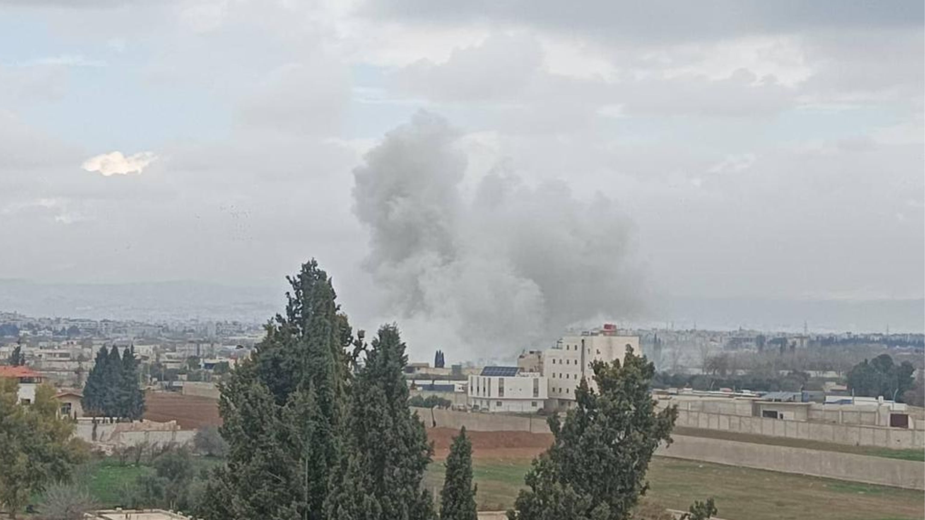 Raid su Damasco, 7 morti: colpita base miliziani filo-Iran