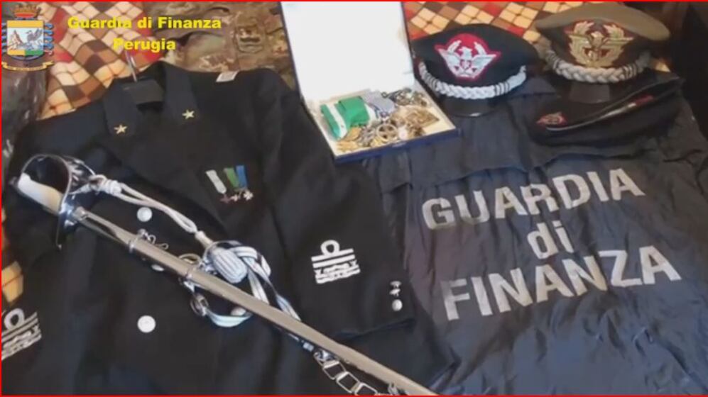 Concorsi superati in cambio di soldi: 100 persone truffate
