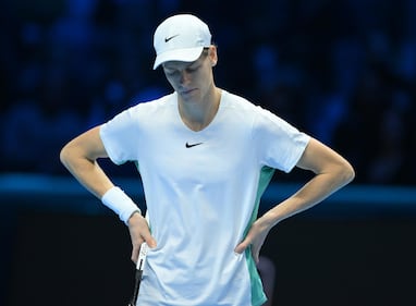 ATP Finals, Djokovic trionfa contro Sinner: le immagini più belle della finale 7