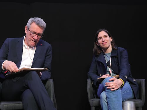 Boom di Pil e occupazione, ma la sinistra sciopera contro il lavoro