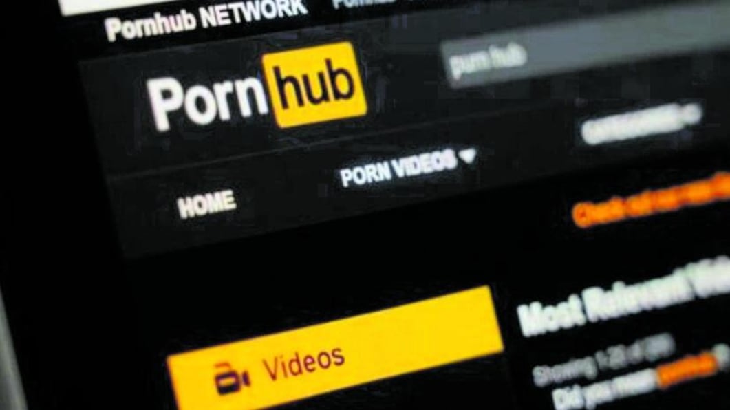 Il caos dei siti porno