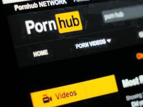 Il caos dei siti porno