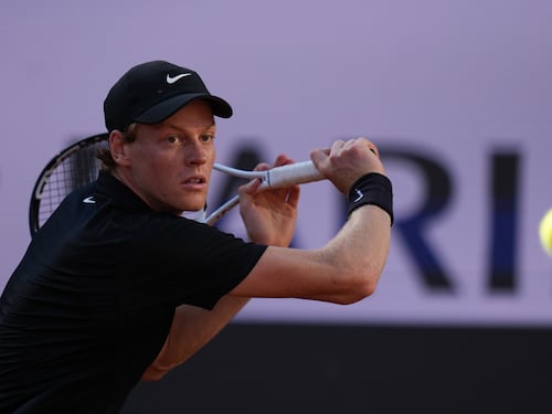 Roland Garros, sorteggiati i tabelloni: Sinner debutta contro Rinderkneck