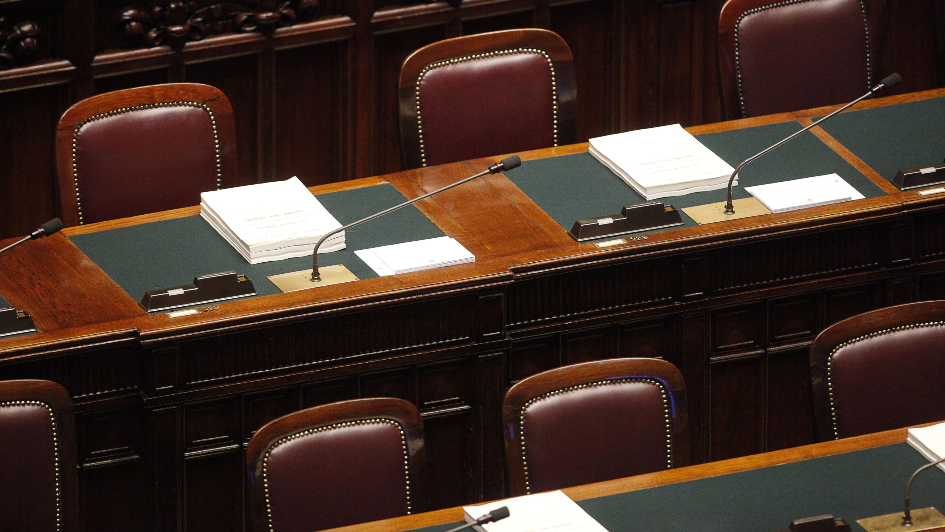 Siamo al "tutti contro tutti", con odio