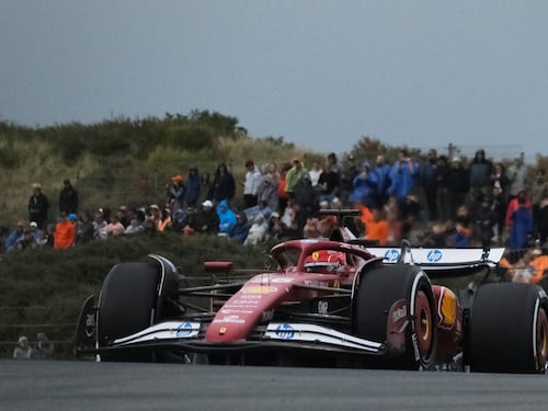 F1, nelle libere in Olanda volano le McLaren. Ferrari in grande affanno