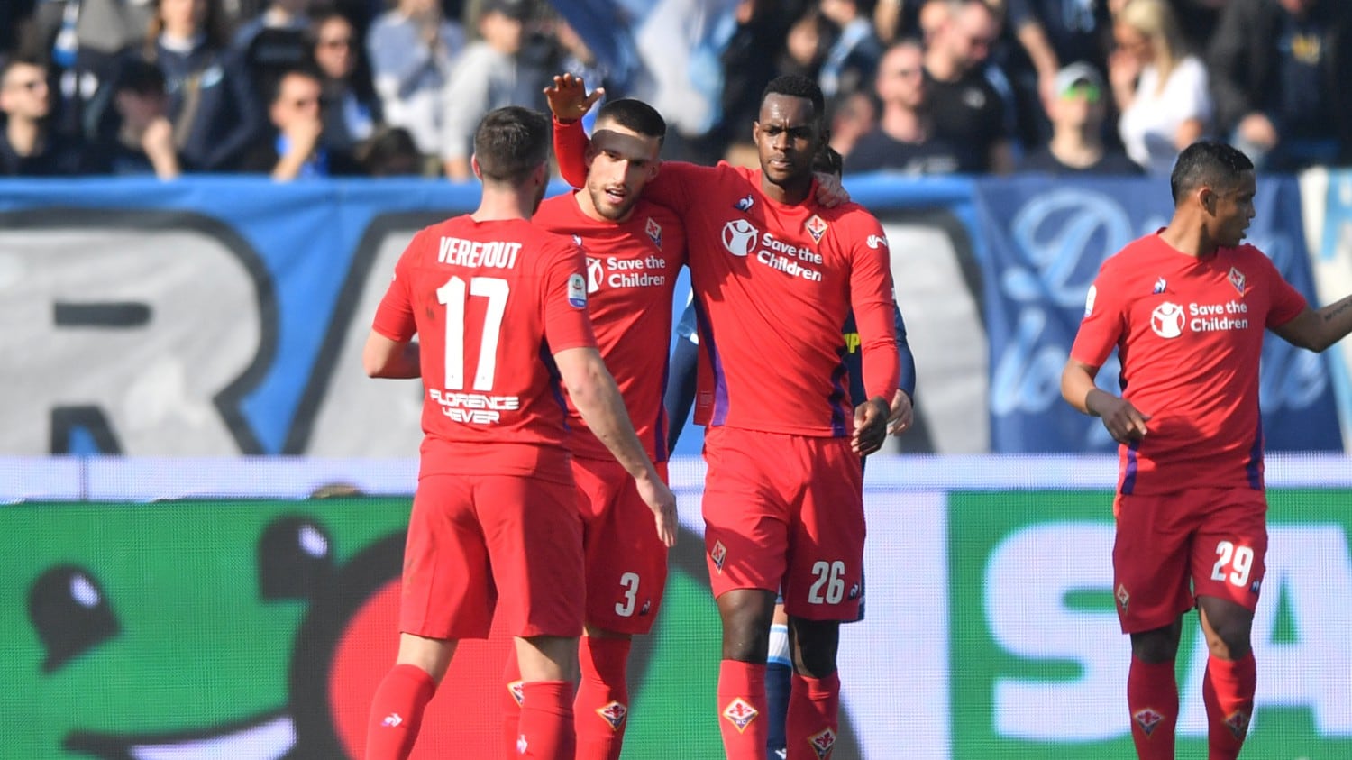 La Fiorentina vince 4-1 in casa della Spal. Polemiche sul Var