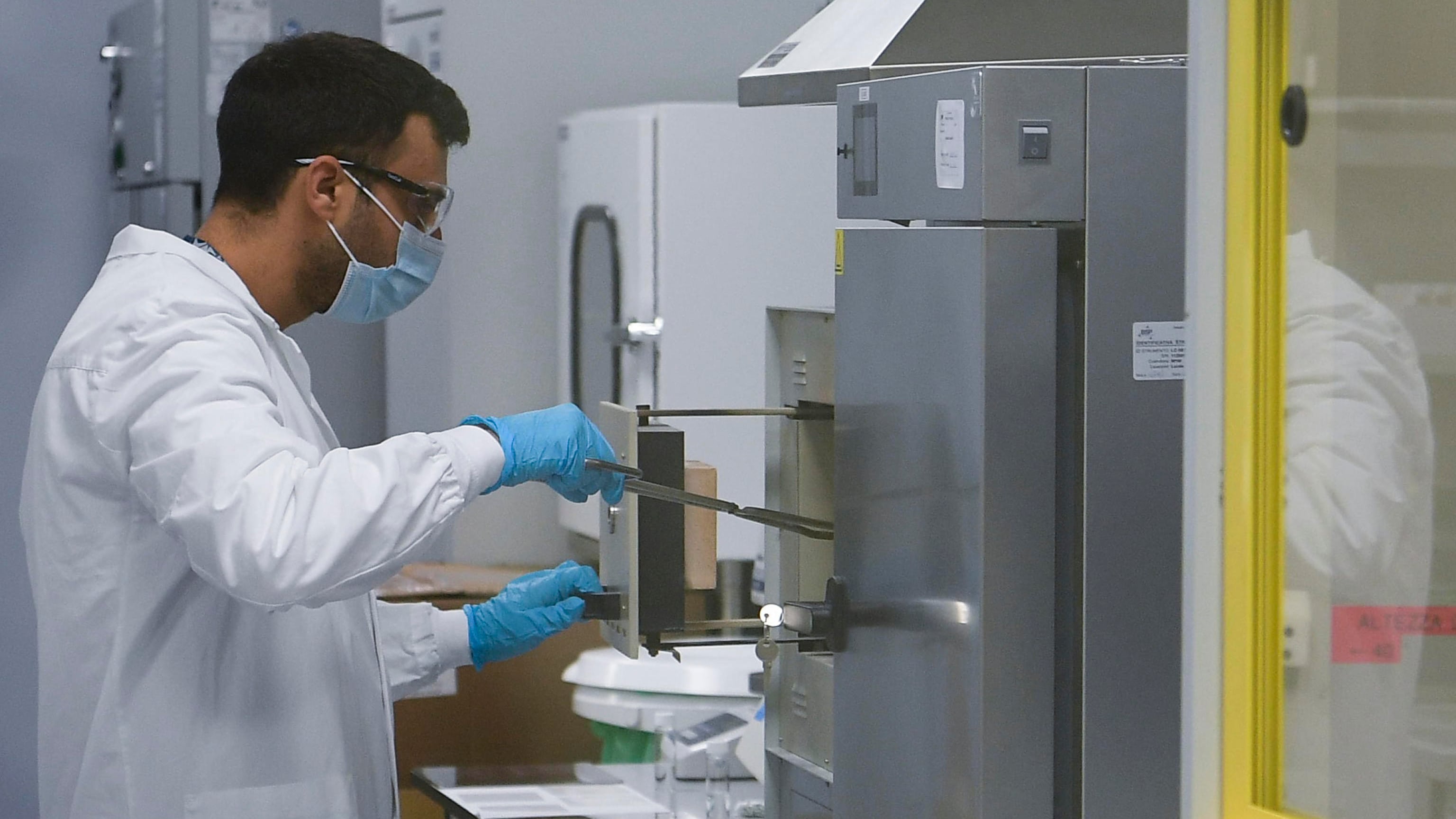 Da Kedrion agli studi con Sanofi, il conflitto d’interessi della Pd Zambito