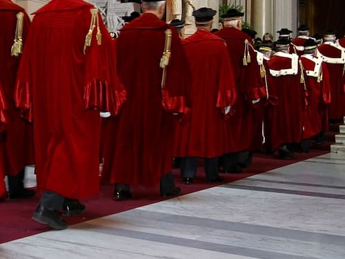 Il tweet anti Renzi con le foto del pubblico. Ed è bufera sull'Anm