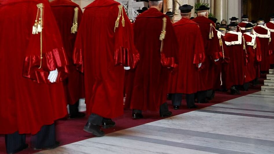 Il tweet anti Renzi con le foto del pubblico. Ed è bufera sull'Anm