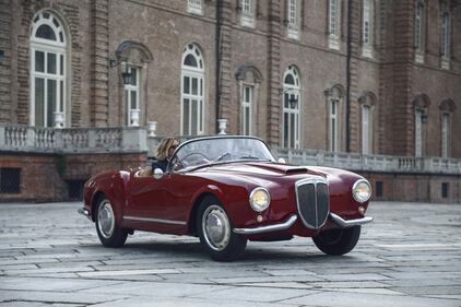 Quale auto scegliere per il matrimonio? I migliori modelli d'epoca, cabrio e sportivi 9