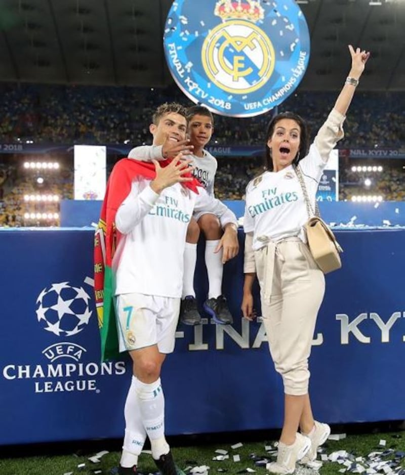 Georgina Rodriguez, la sexy fidanzata di Cristiano Ronaldo 11