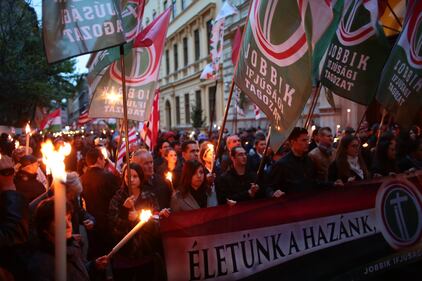 Jobbik, la destra ungherese che sfida Orban 7