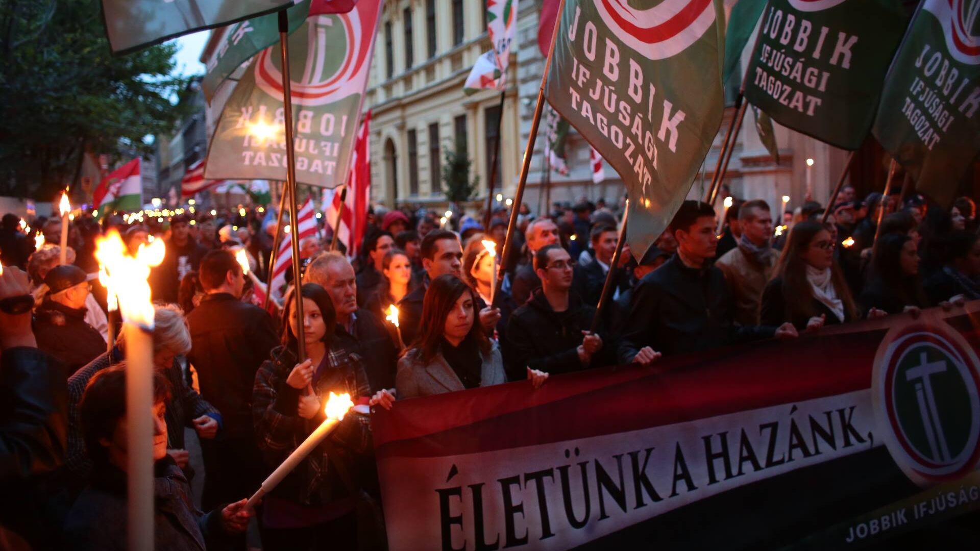 Jobbik, la destra ungherese che sogna il potere