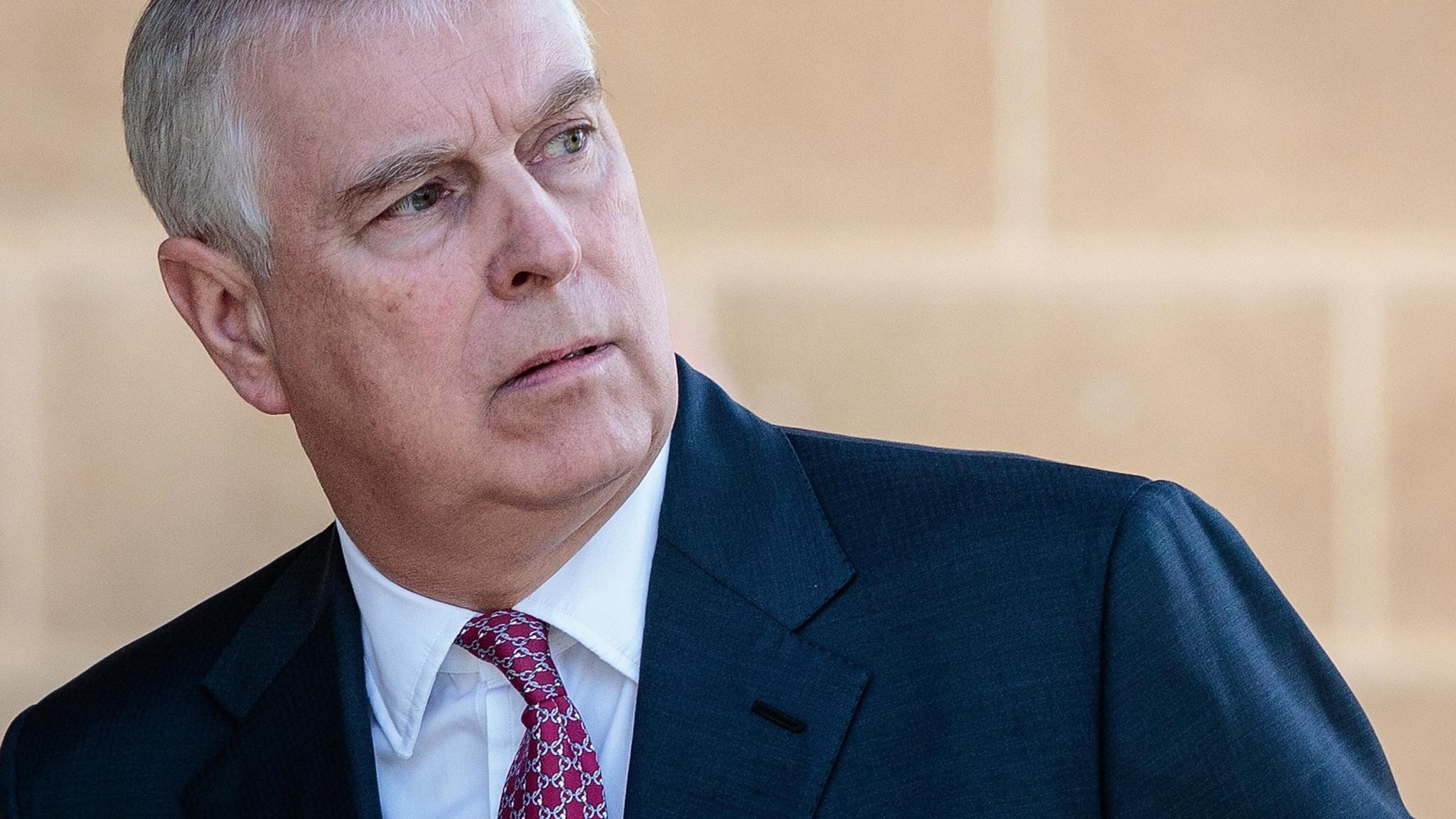 "Il principe Andrea verrà arrestato": parla l'avvocato della vittima