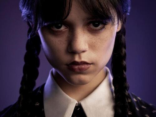"È razzista". Il politically correct si scaglia contro Mercoledì di Tim Burton
