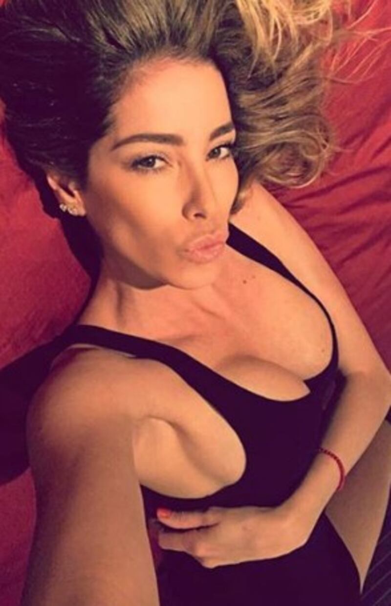 Aida Yespica, i selfie più sexy 5