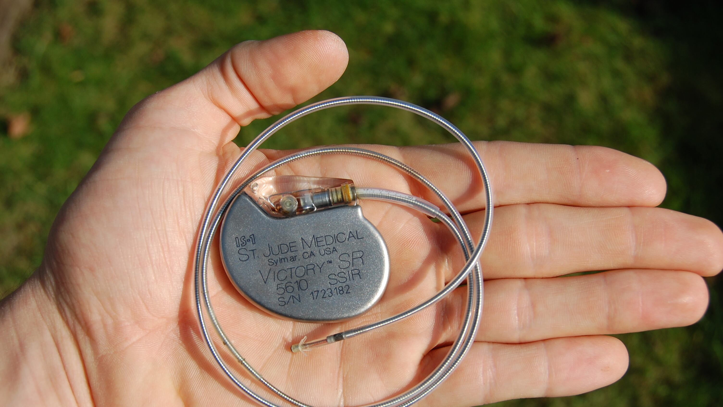 Paura per i pacemaker: 8mila falle, rischio hacker