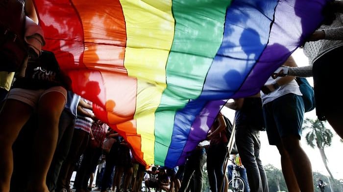 Il Friuli paga lo psicologo ai gay. Scontro tra Regione e leghisti