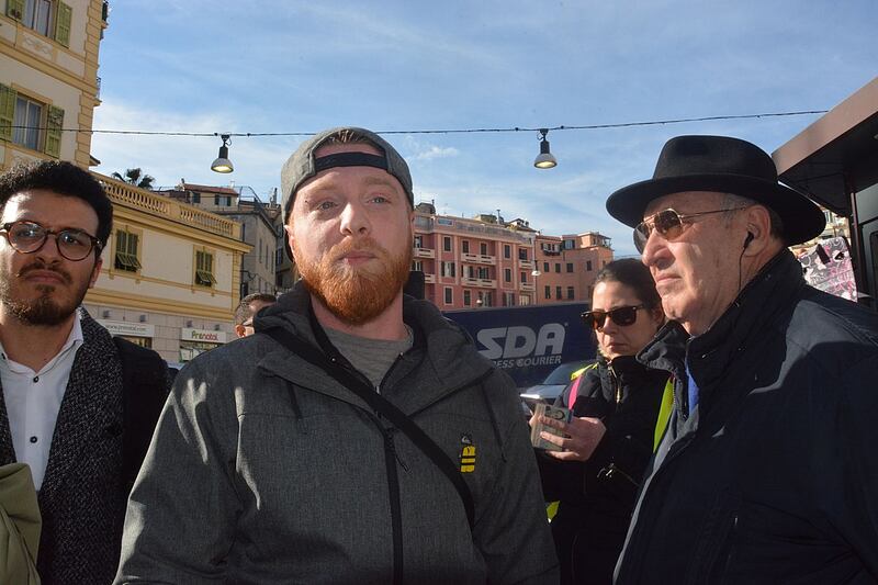 I gilet gialli sbarcano a Sanremo 1
