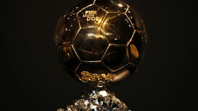 France Football rivoluziona il Pallone d'Oro: voteranno solo i giornalisti