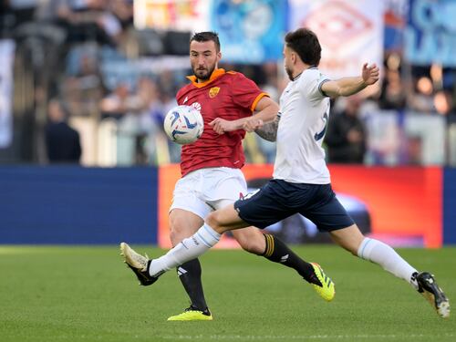 Il derby della Capitale va alla Roma: decisivo il gol di testa di Mancini