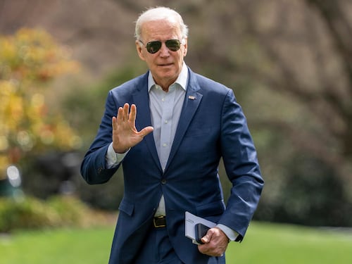 Missione di Biden in Europa. Nuove sanzioni da Usa e Ue