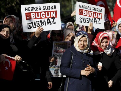 Da Bruxelles timori sulla Turchia: "Il Paese è diventato meno libero"