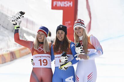 La Goggia vince l'oro nella discesa 6