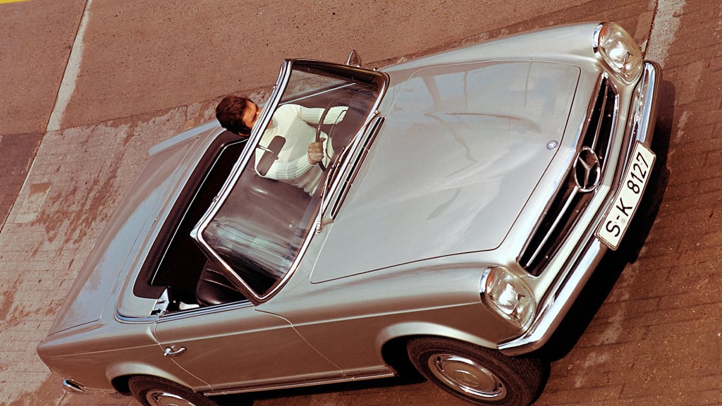Mercedes-Benz SL Pagoda, sessant'anni di pura eleganza