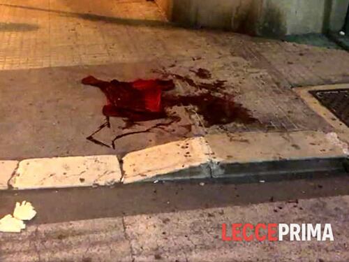 Lecce, violenta rissa tra 20 immigrati: uomo accoltellato alla gola