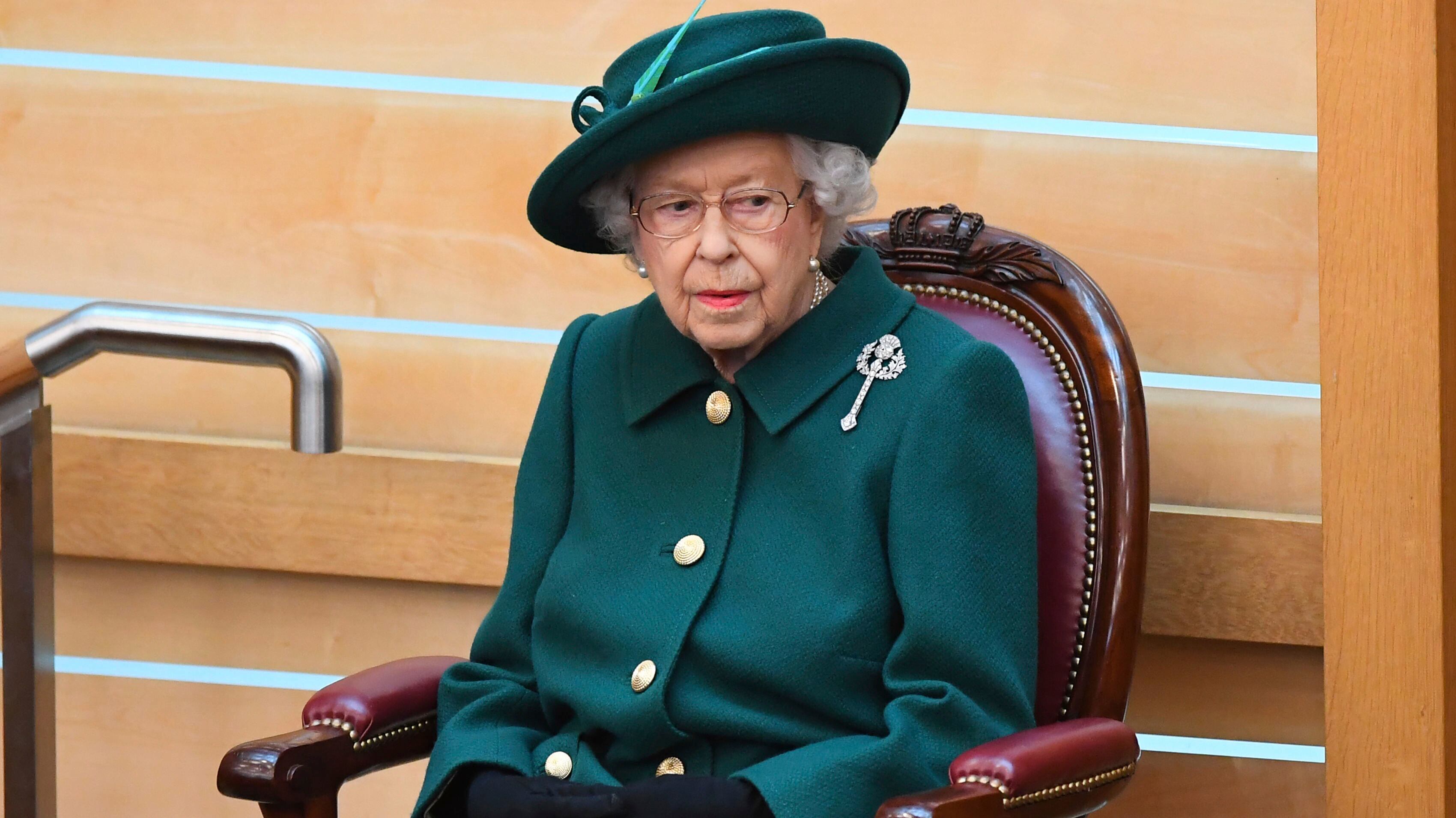 Il pastore anticolonialista al posto della Regina: lo schiaffo a Elisabetta II