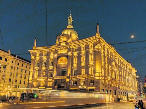 Restyling in Cordusio. L'hotel stellato paga costi extra per silenziare i binari