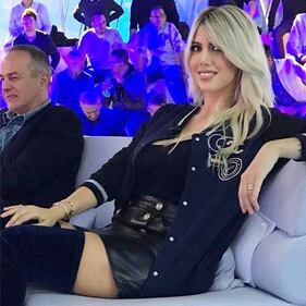 Wanda Nara esplosiva: le foto sexy e provocanti della showgirl argentina 11