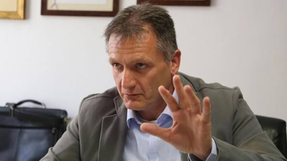 Pontida, sindaco toglie la tasse sui rifiuti ma solo alle coppie sposate