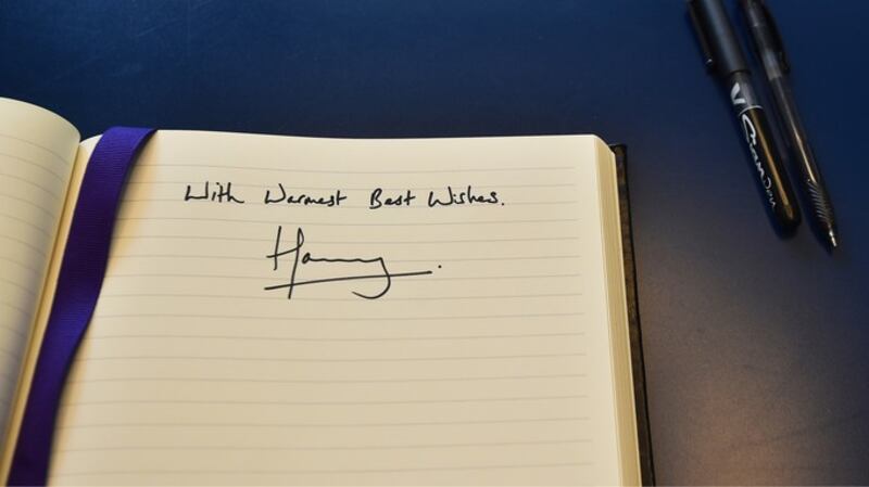 La grafia di Meghan e di Harry 1