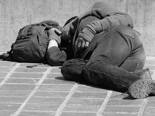 Raccolgono 400mila euro per un veterano ma se li tengono