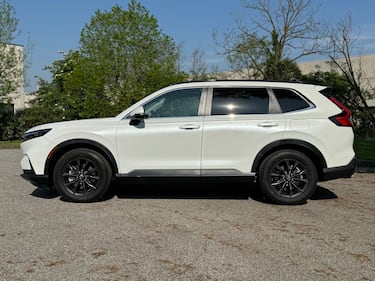 Honda CR-V: guarda la gallery del nuovo SUV ibrido 4x4 dagli ottimi consumi 13