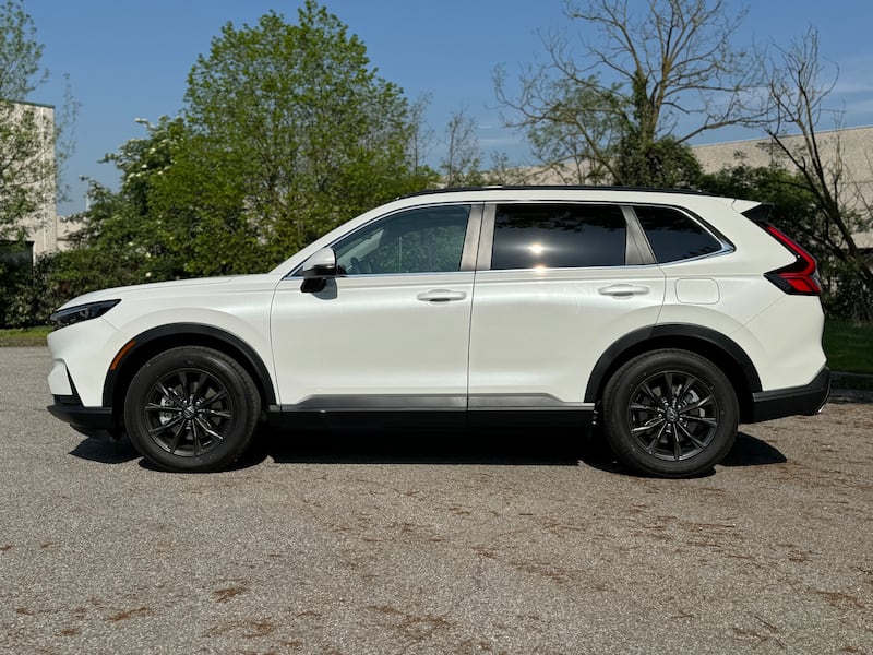 Honda CR-V: guarda la gallery del nuovo SUV ibrido 4x4 dagli ottimi consumi 13