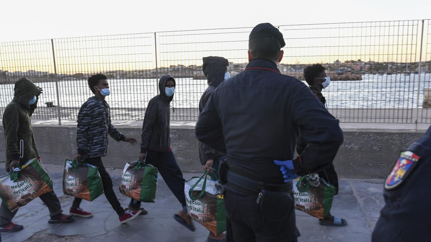 Variante Delta a Lampedusa: contagiato un carabiniere