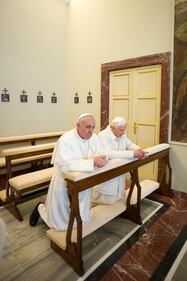 Ratzinger, dall'elezione agli incontri con Francesco 17