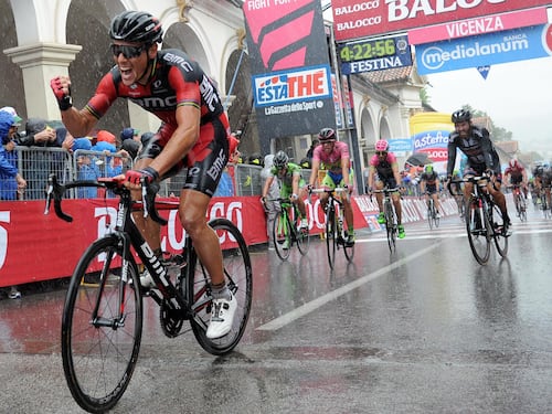 Giro: a Verbania il bis di Gilbert Contador guadagna un altro minuto