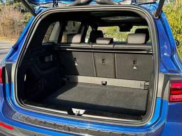 Mercedes GLB 2024: guarda la gallery del suv tedesco premium 14