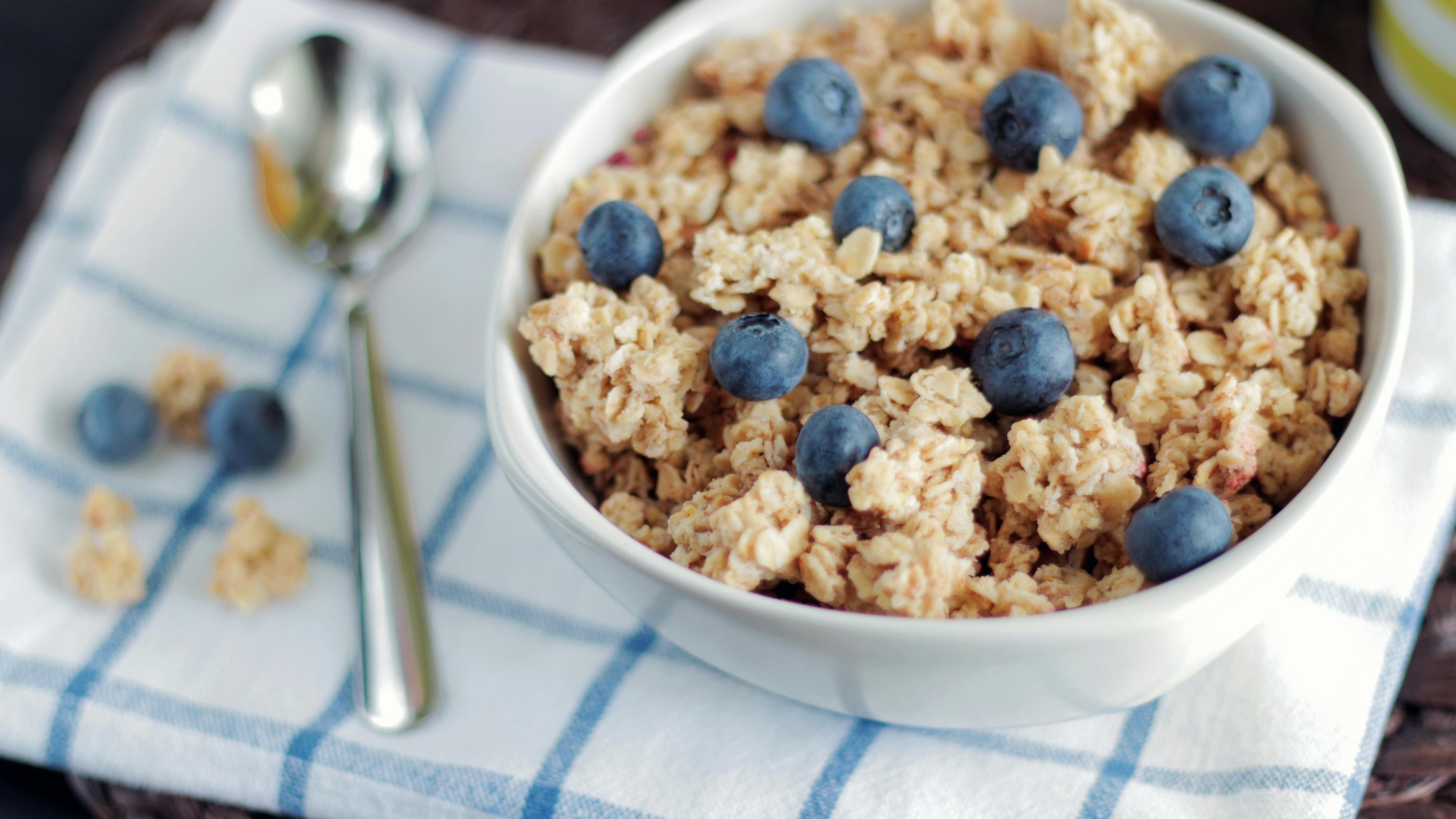 Avena, la funzione benefica dei flavonoidi agisce contro le cellule tumorali: lo studio