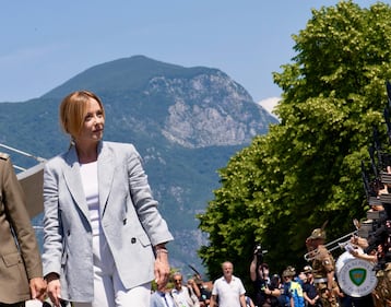 Meloni al raduno degli alpini: FOTO 8