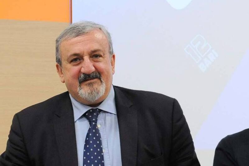 Michele, il furbo "populista istituzionale" campione di trasformismi e sfacciataggine