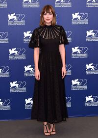 Dakota Johnson alla Mostra del Cinema di Venezia 15
